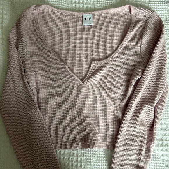 *SALE* Aritzia purple cropped henley - Picture 3 of 3